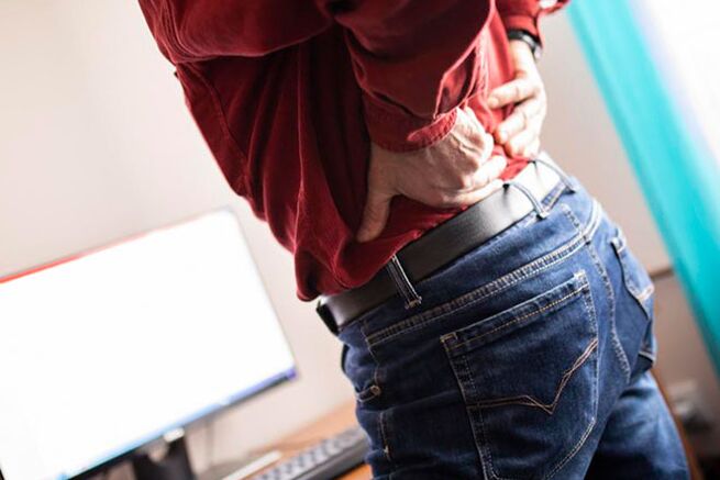 đau lưng do thoái hóa xương khớp