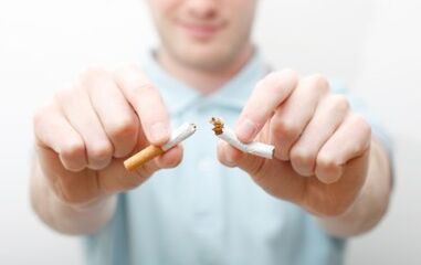 Để điều trị thoái hóa đốt sống cổ, bạn phải bỏ thuốc lá